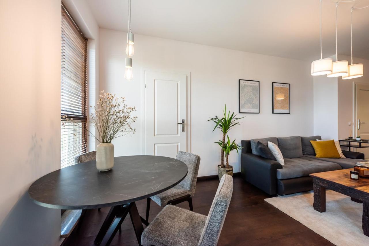Ochota De Luxe Apartment Варшава Екстериор снимка